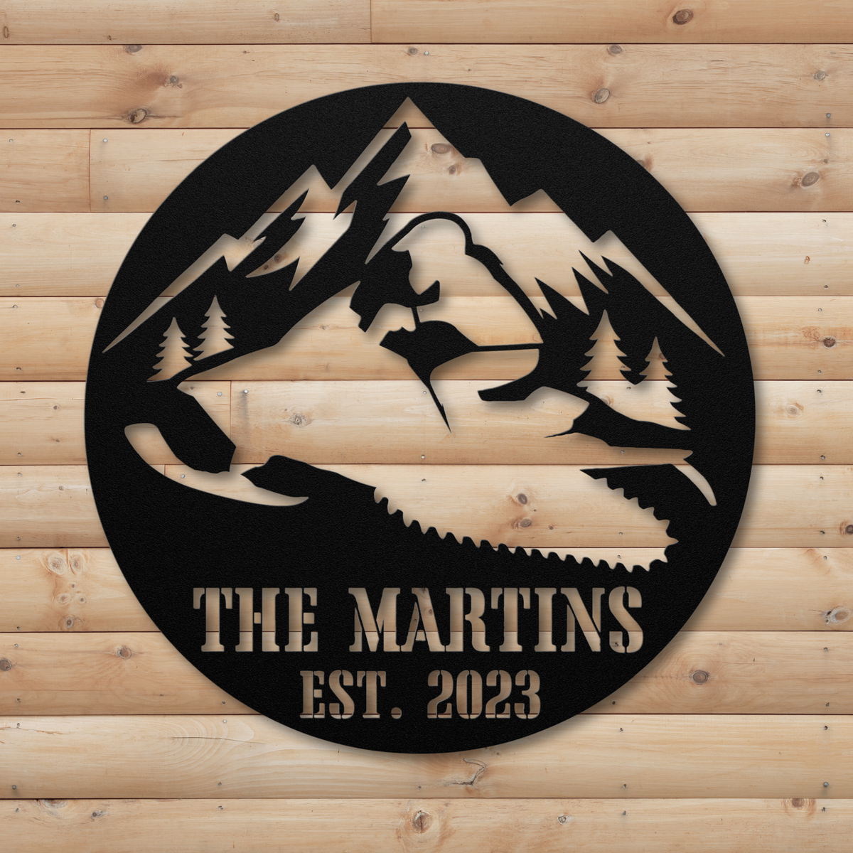 "MOUNTAIN CAMP" SIGN